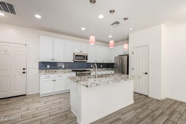 Building Photo - 1712 S 82nd Pl