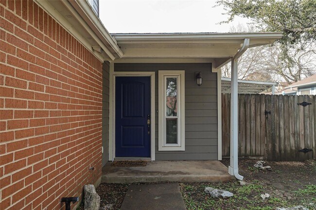 Building Photo - 8705 Clearbrook Trail