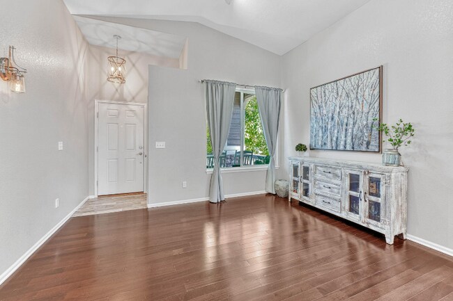 Building Photo - 10566 Cherrybrook Cir