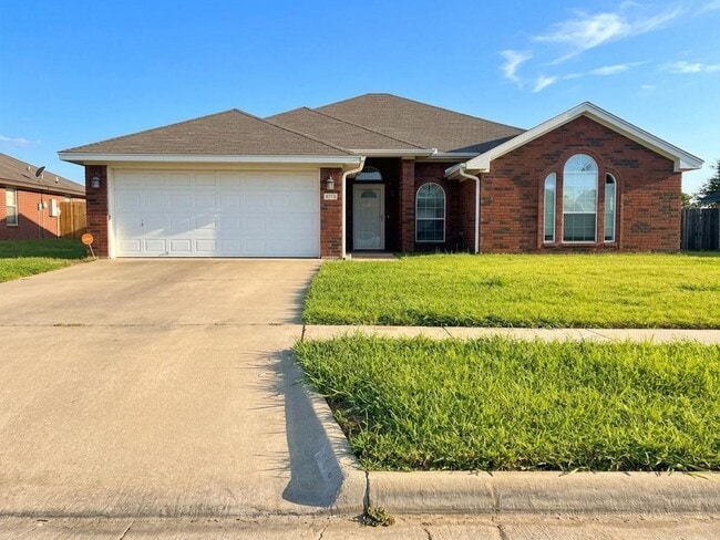 Building Photo - 4205 Capri Dr