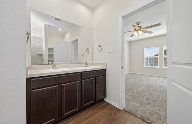 Building Photo - 21170 Alder Oaks Dr