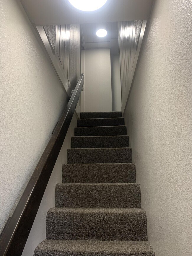 Building Photo - 306 NW 7th St