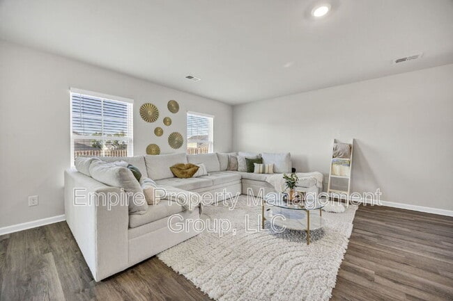 Building Photo - 706 Common Widgeon Wy
