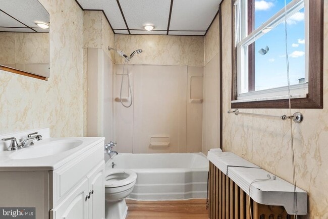 Building Photo - 3068 Livingston St