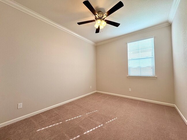 Building Photo - Beautiful 3 Bedroom, 2.5 Bathroom For Rent in West Roseville!