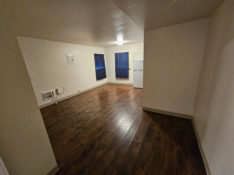 Building Photo - 3510 NE Everett St