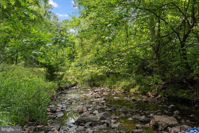 Building Photo - 3116 Wynford Dr