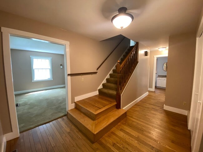 Building Photo - Coming Soon!!! Beautiful, Picture Perfect ...