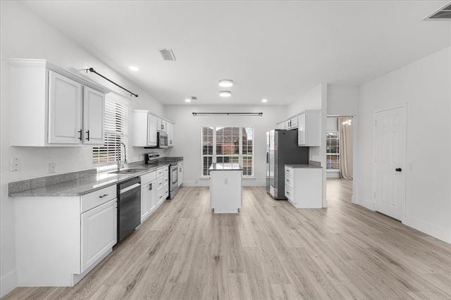 Building Photo - 420 Blackjack Trail