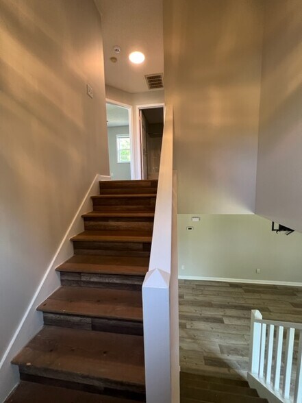 Building Photo - 3806 Crusade Dr