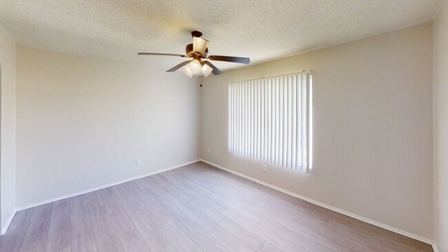 Building Photo - 35168 Mesa Grande Dr