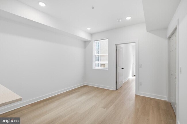 Building Photo - 2253 N 12th St