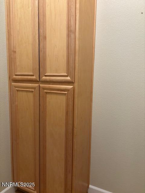 Building Photo - 10567 Moss Wood Ct