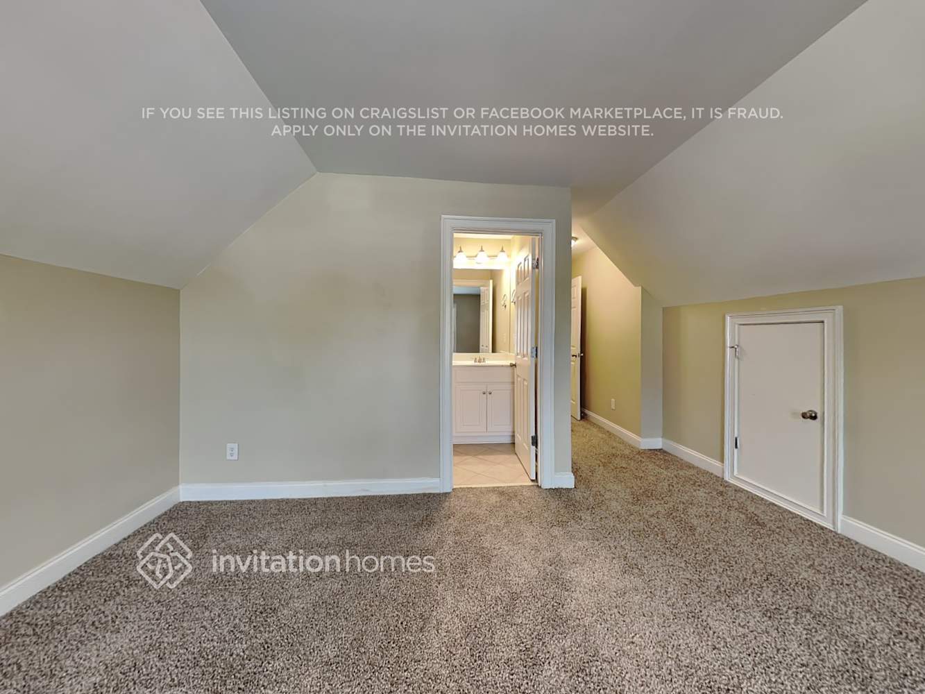 Building Photo - 14 Whitegrass Ct