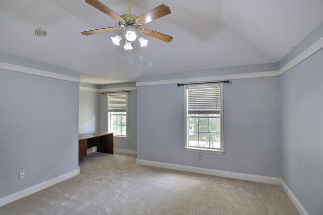 Building Photo - 1493 Wolf Hunt Dr