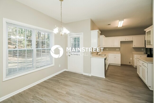 Building Photo - 8133 Green Garden Dr