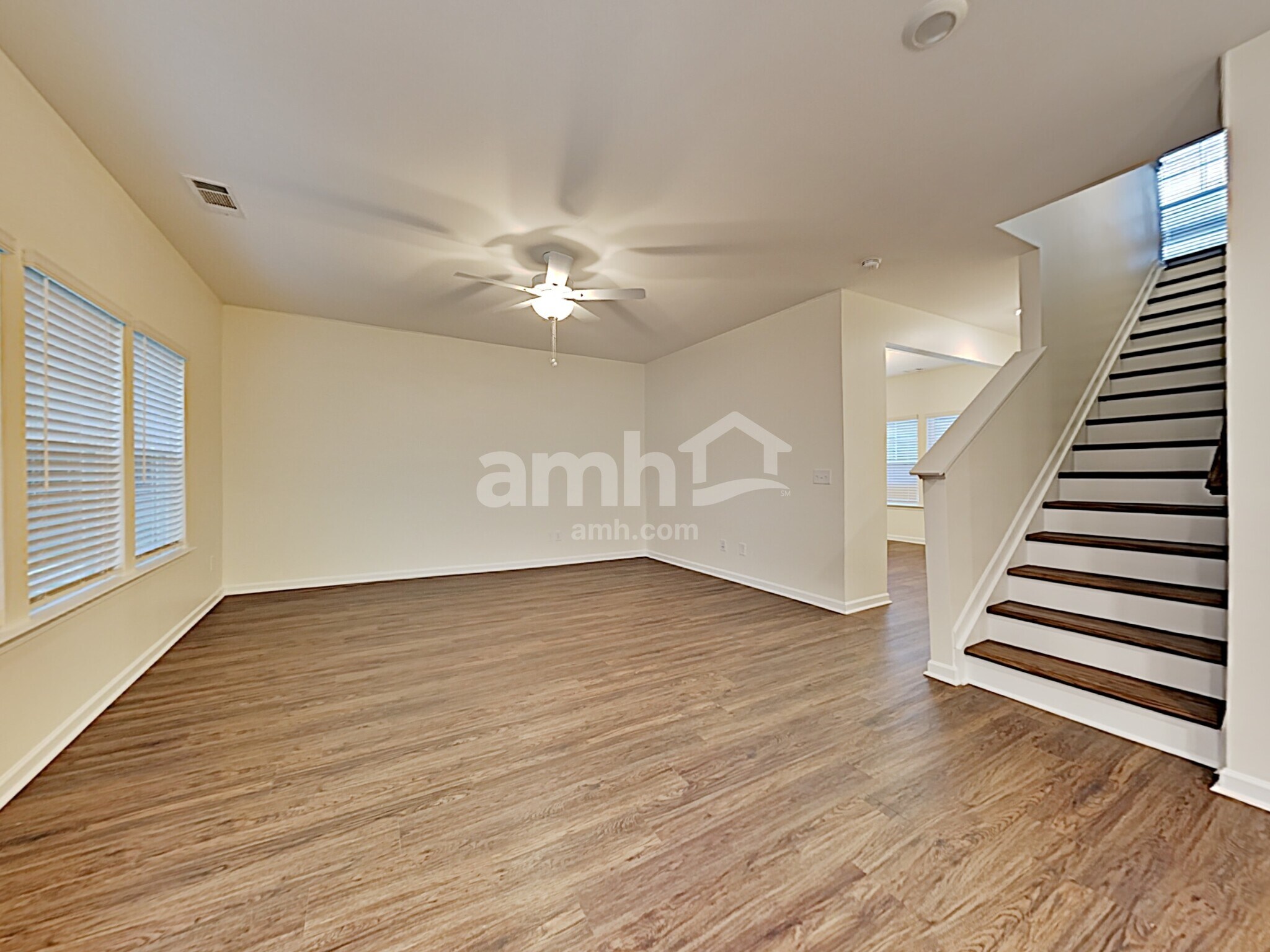 Building Photo - 428 Camp dr