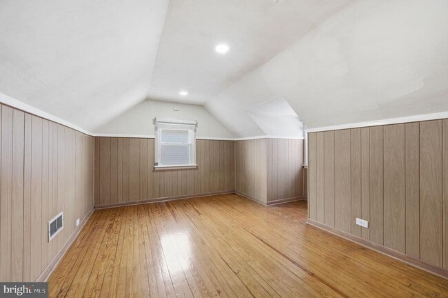 Building Photo - 3413 Yardley Dr