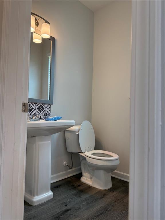 Building Photo - 409 McGinnis Cir