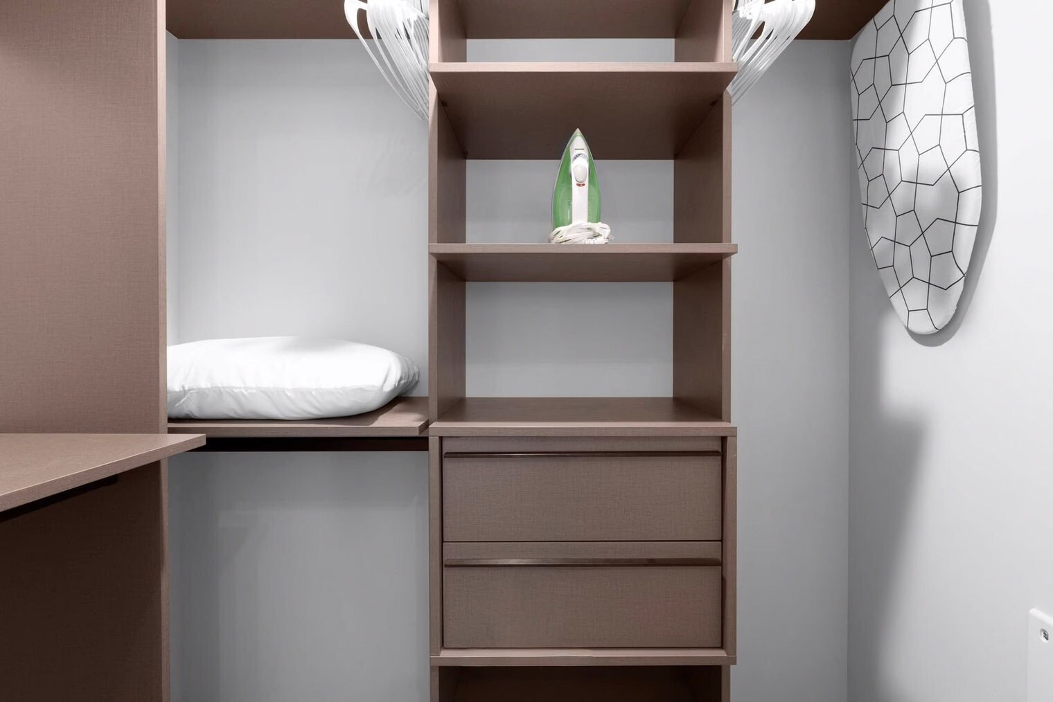 Building Photo - 601 N Miami Ave