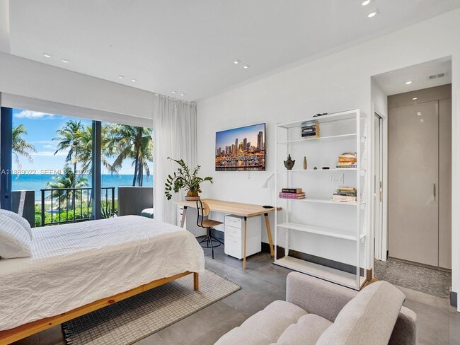 Building Photo - 201 Crandon Blvd