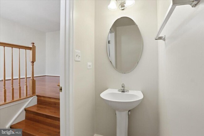 Building Photo - 7719 Markham Grant Ln