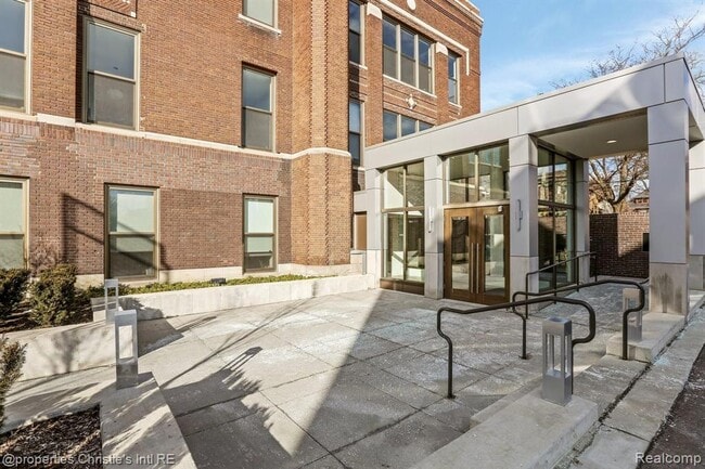 Building Photo - 1454 Townsend St