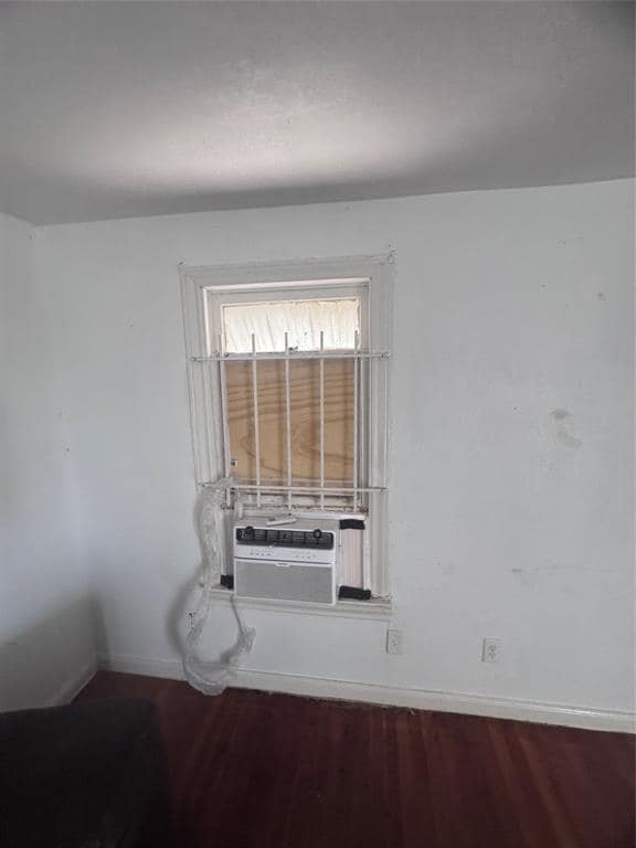 Building Photo - 4550 Edfield St