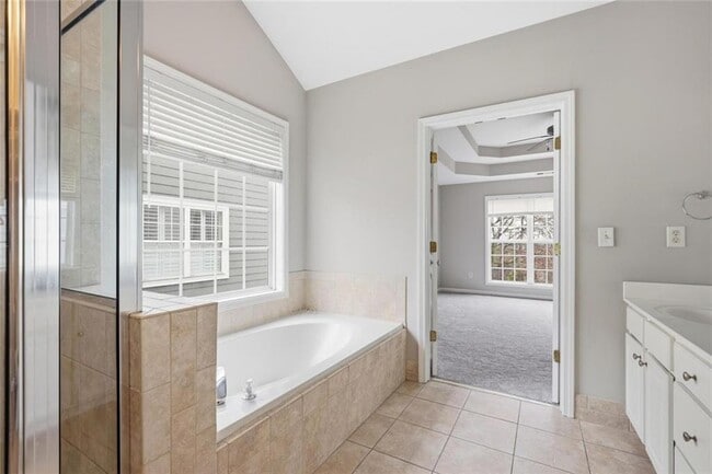 Building Photo - 1849 Spring Ave NW