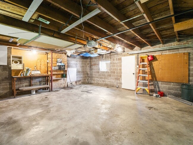Building Photo - 4726 W 26th Ave
