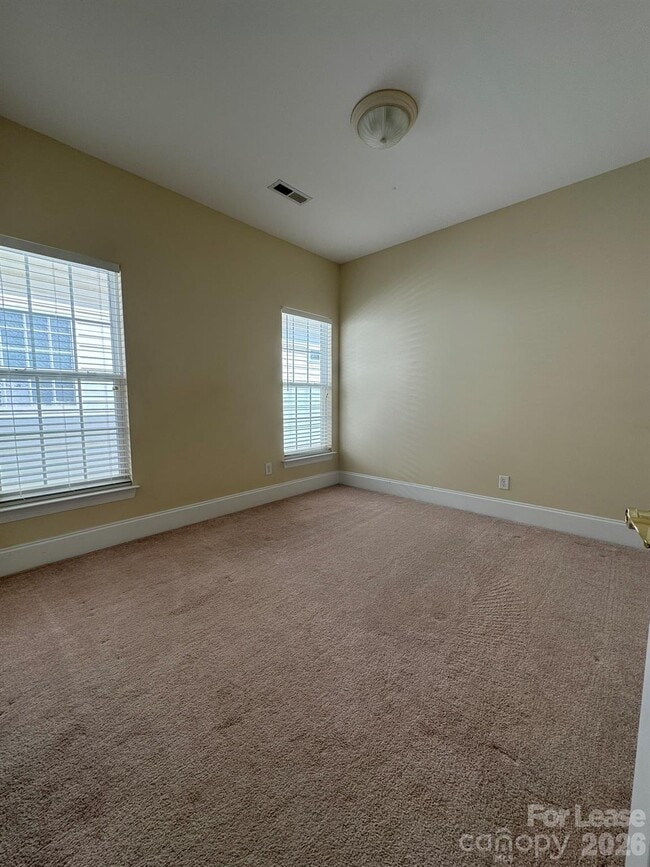 Building Photo - 5117 Alysheba Dr