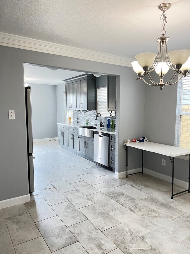 Building Photo - 20035 Oland Way