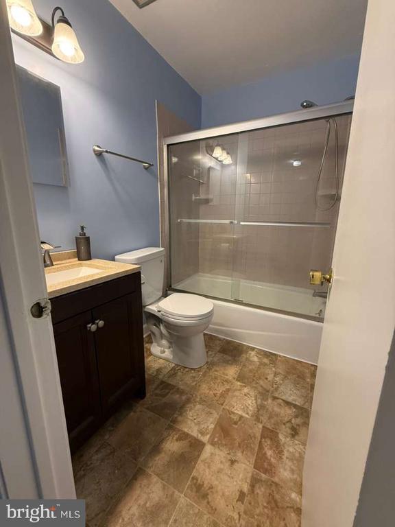 Building Photo - 6152 Strasburg Dr