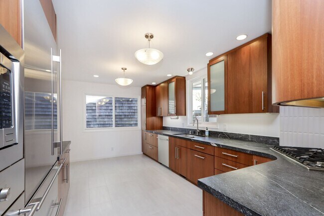 Building Photo - 4BR/3BA Diamond Heights View Home with EV Charger, Wine Cellar & 2-Car Garage | YouTube Tour