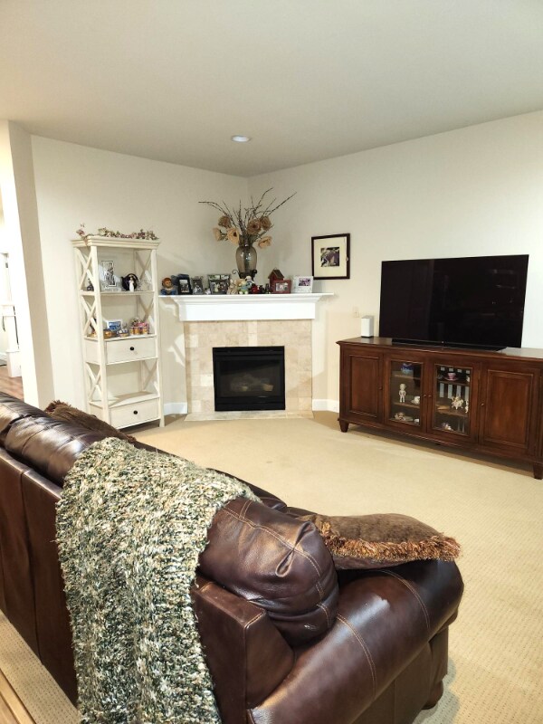 Building Photo - 15353 SE Granite Dr