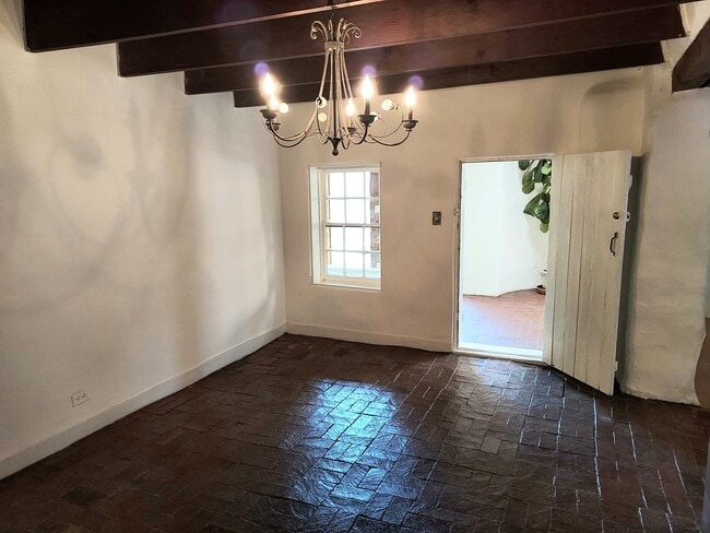 Building Photo - 20 Rancho Ancon Ln