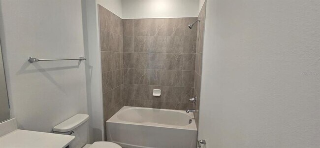 Building Photo - 1849 Horsetail Dr