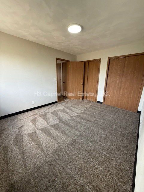 Building Photo - 307 Southgate Dr