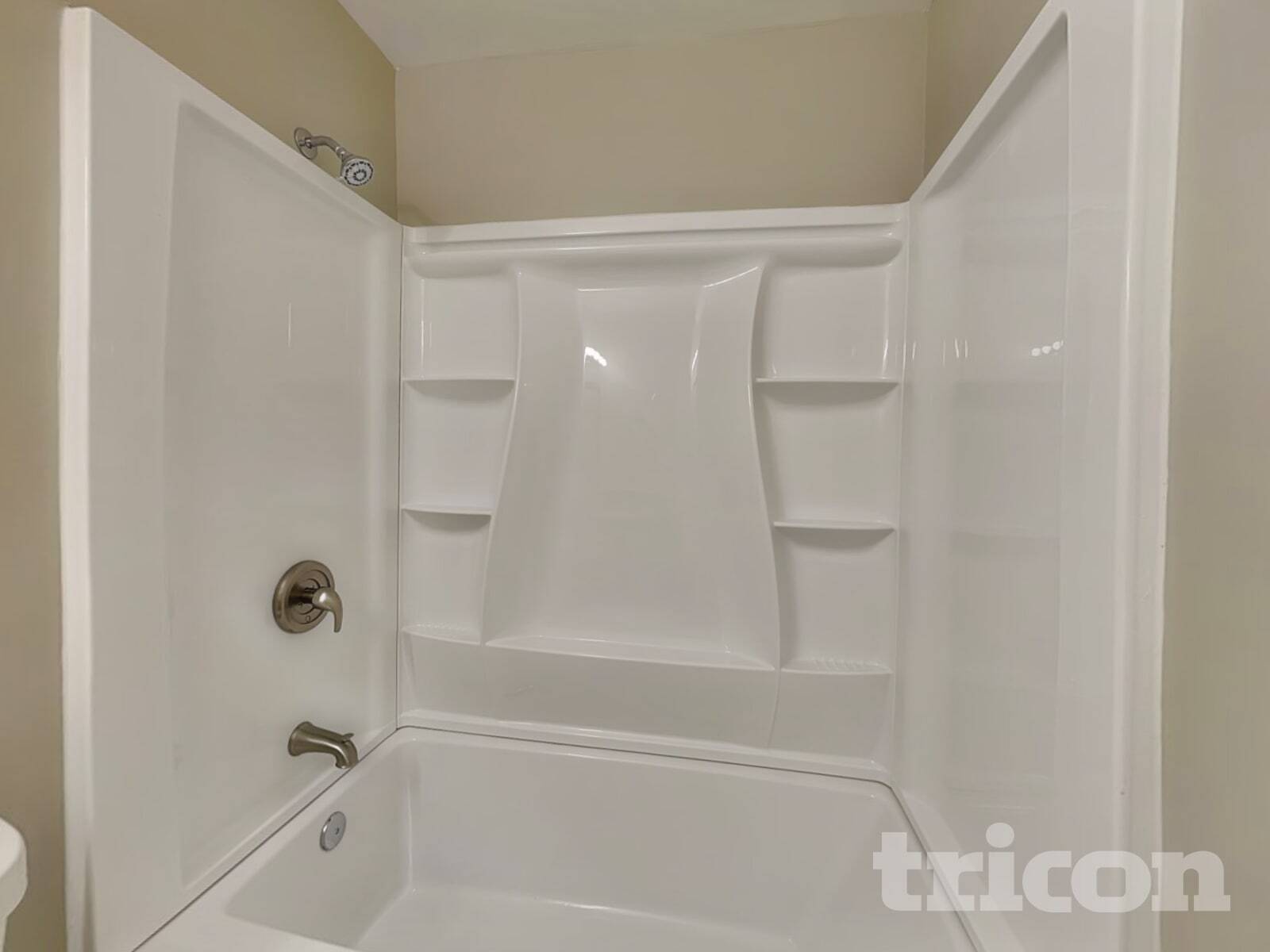 Building Photo - 213 Walnut Crest Dr