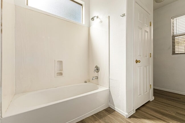 Building Photo - 4511 W T Ryan Ln