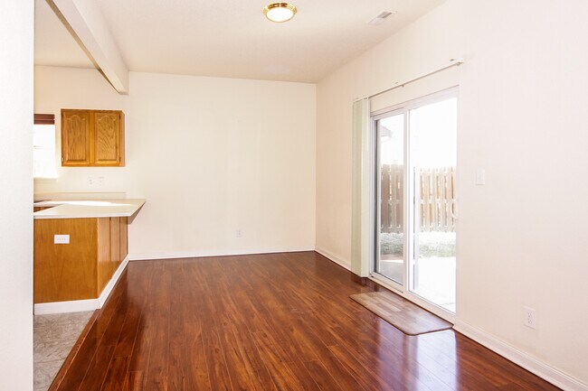 Building Photo - 12262 Running Springs Rd