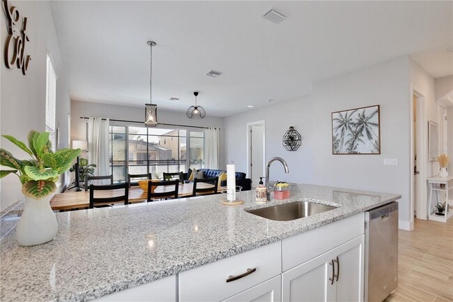 Building Photo - 1101 Arisha Dr