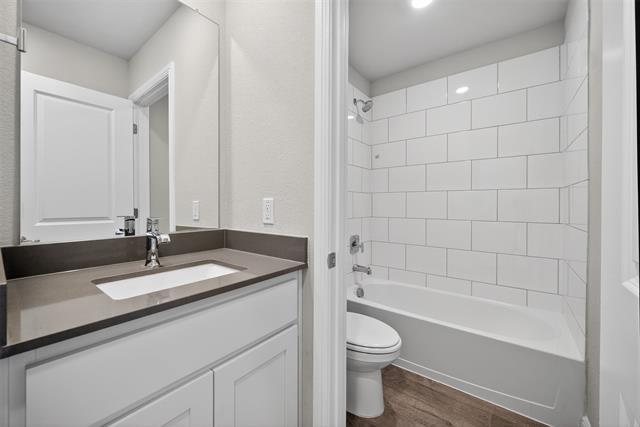 Building Photo - 1321 Greenfield Dr