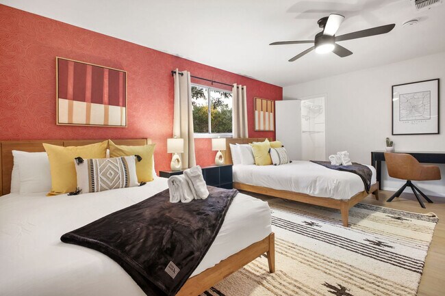 Building Photo - 5410 King Richard St