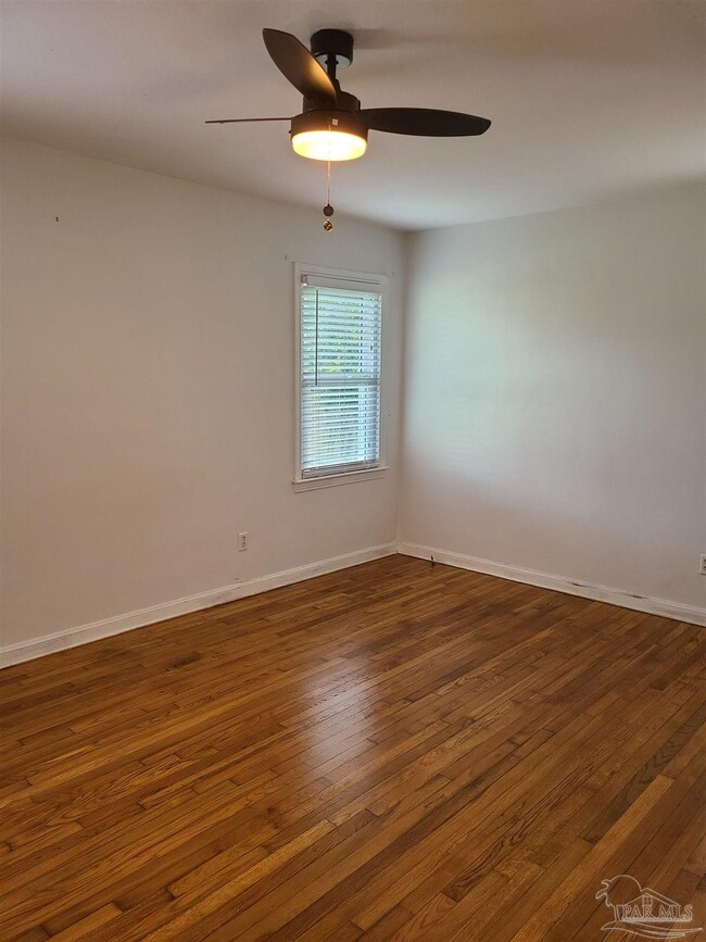 Building Photo - 3706 N 12th Ave