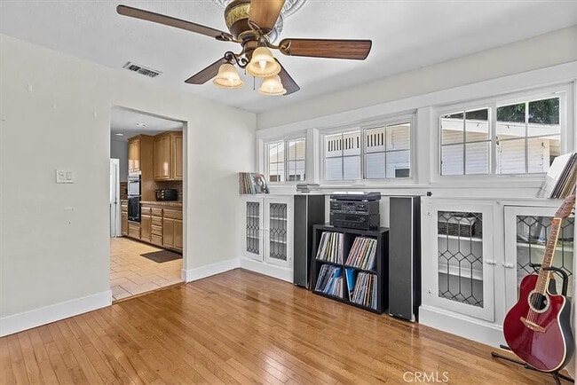 Building Photo - 228 Jacaranda Pl