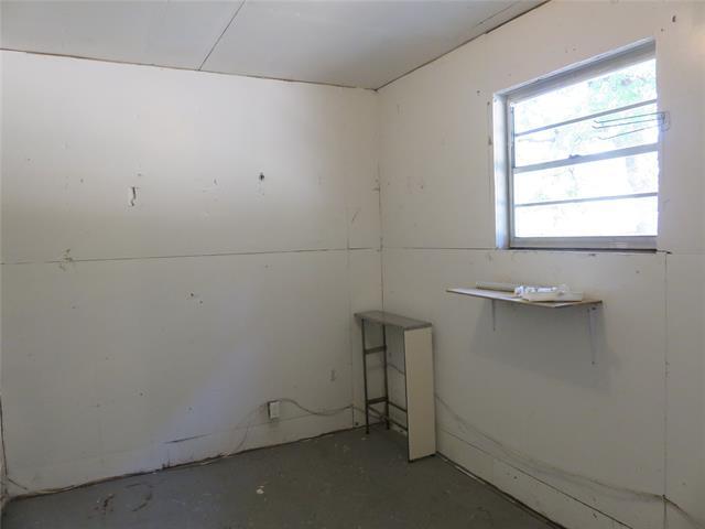 Building Photo - 604 FM 120