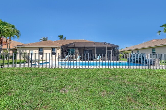Building Photo - 1436 Stonehaven Estates Dr