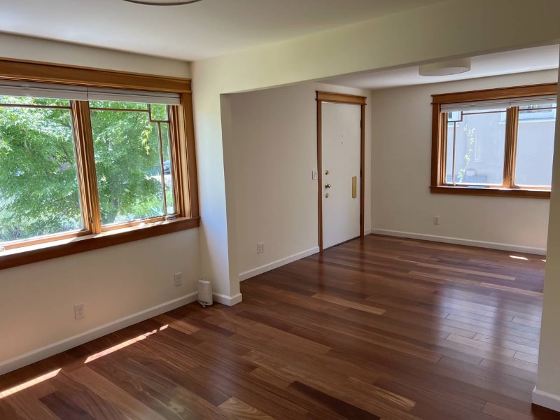 Building Photo - 2534 McGee Ave
