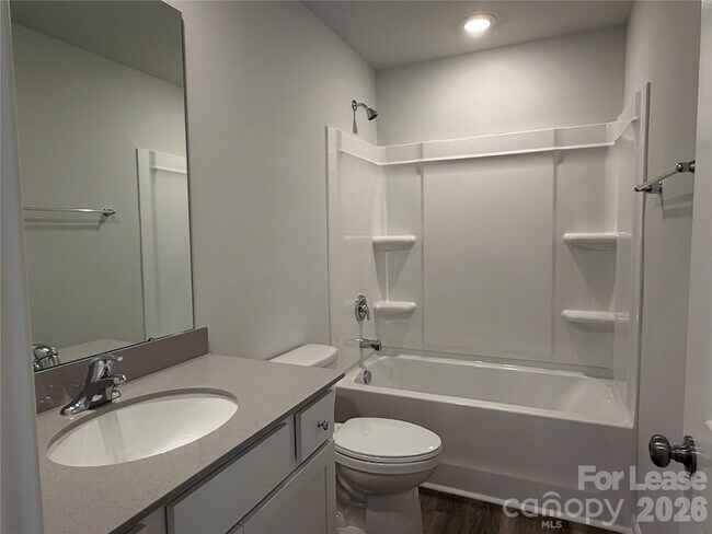 Building Photo - 1207 Suncrest Ave